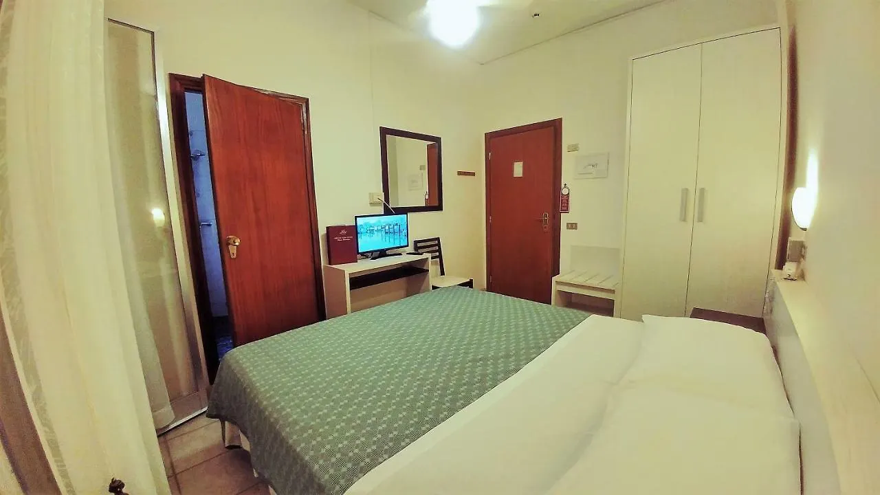 Amigos Hotel Milano Marittima 3*,  Italien
